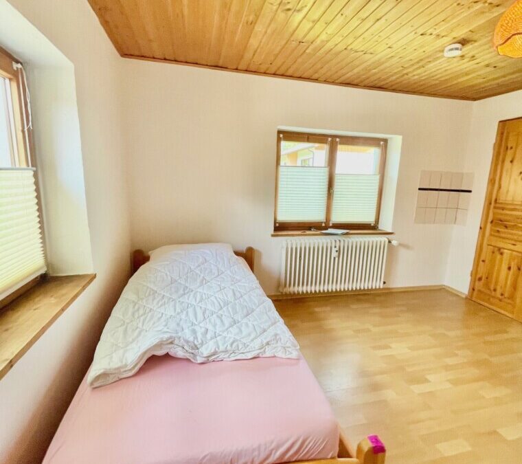 Möbliertes 1-Zimmer-Apartement